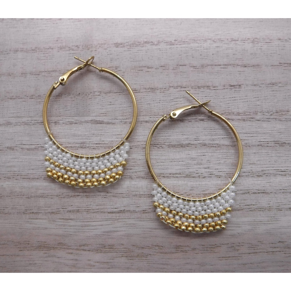 Earrings Beaded Gold w/ Pearl